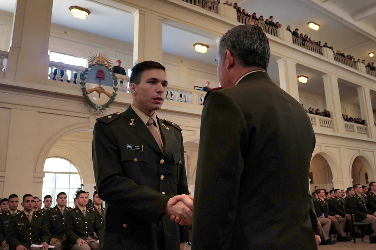 Egreso Específico Colegio Militar de la Nación